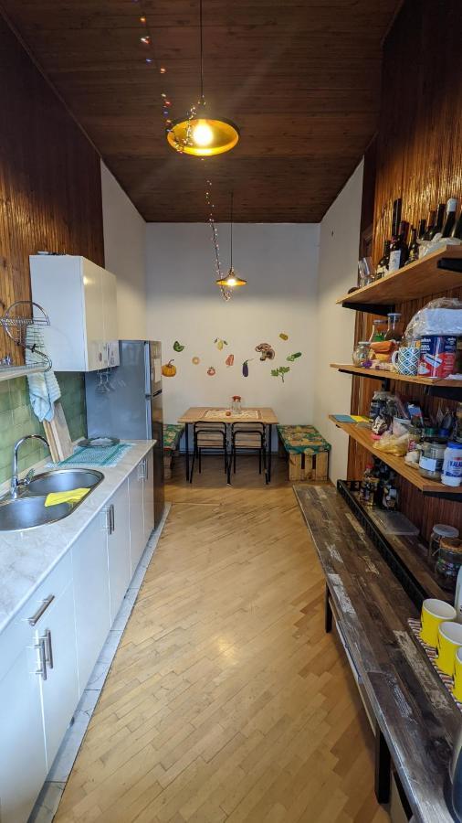 Bao Hostel Kutaisi Exteriör bild