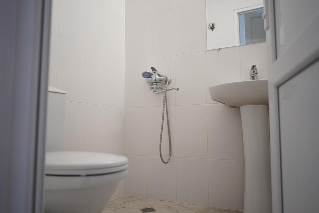 Bao Hostel Kutaisi Exteriör bild